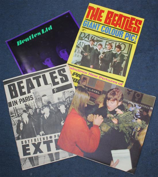 Beatles memorabilia including George Harrison signature signed on card,